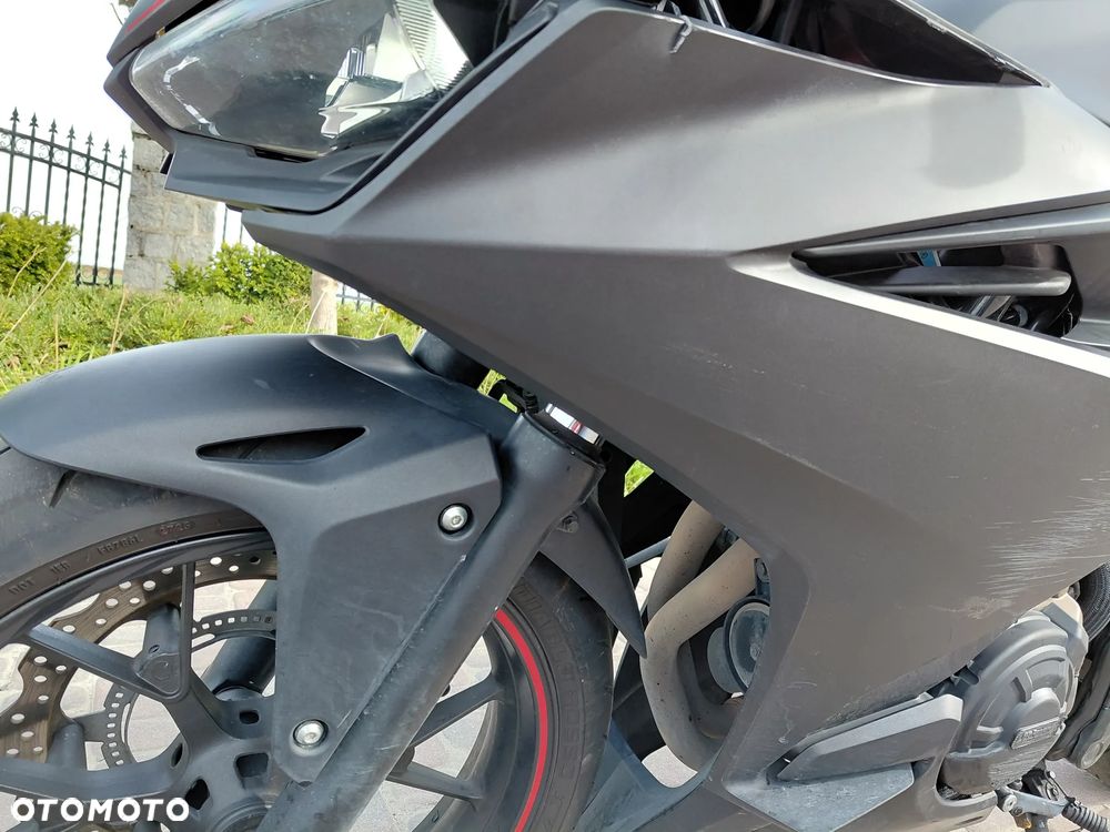 Honda CBR - 17