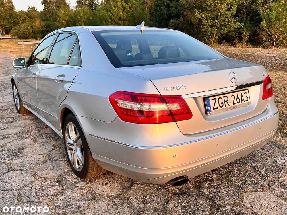 Mercedes-Benz Klasa E - 17