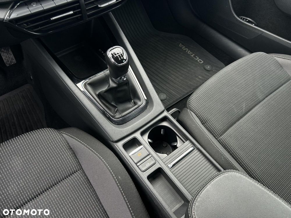 Skoda Octavia 1.5 TSI GPF ACT Ambition - 19