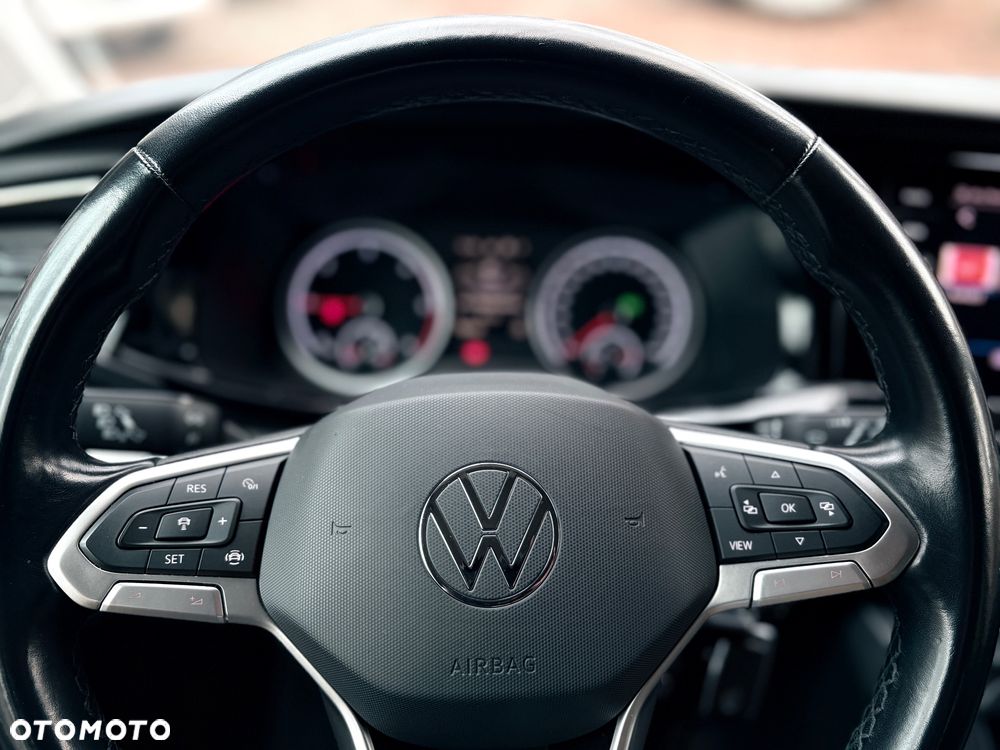 Volkswagen Multivan - 19