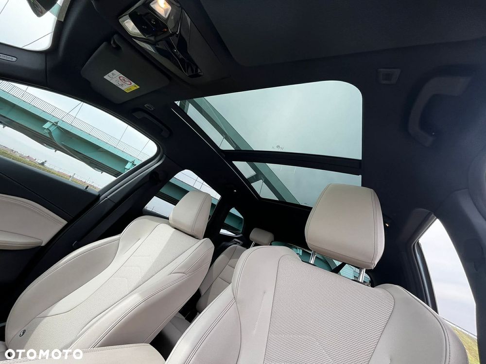 BMW X1 sDrive18d xLine - 9