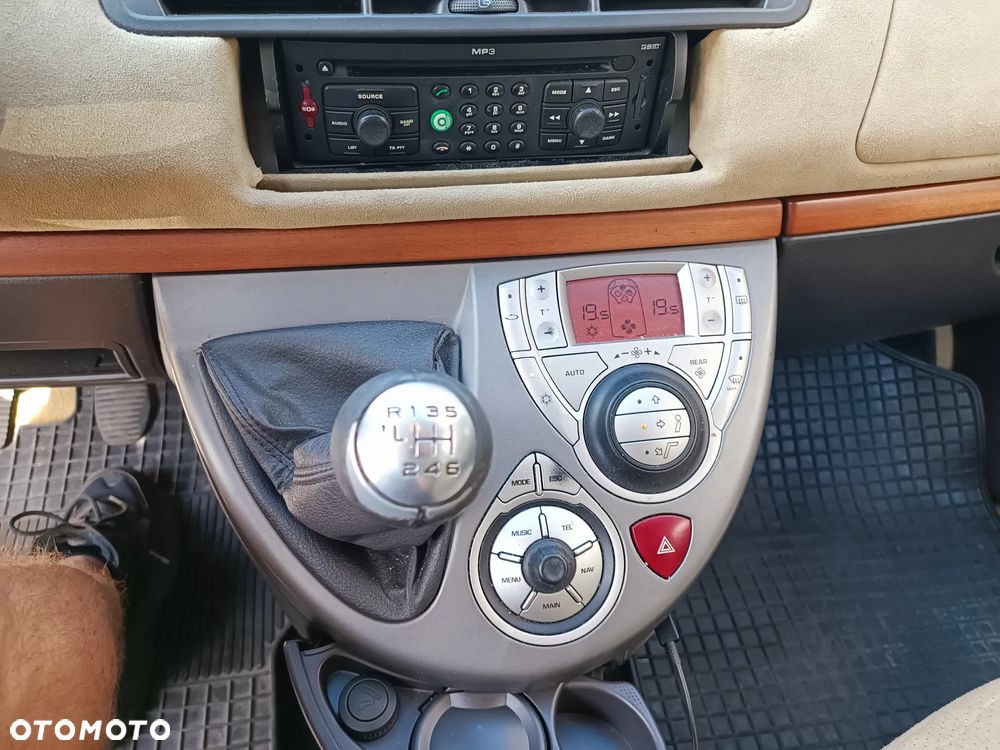 Lancia Phedra 2.0 Multijet 16v DPF Executive - 18