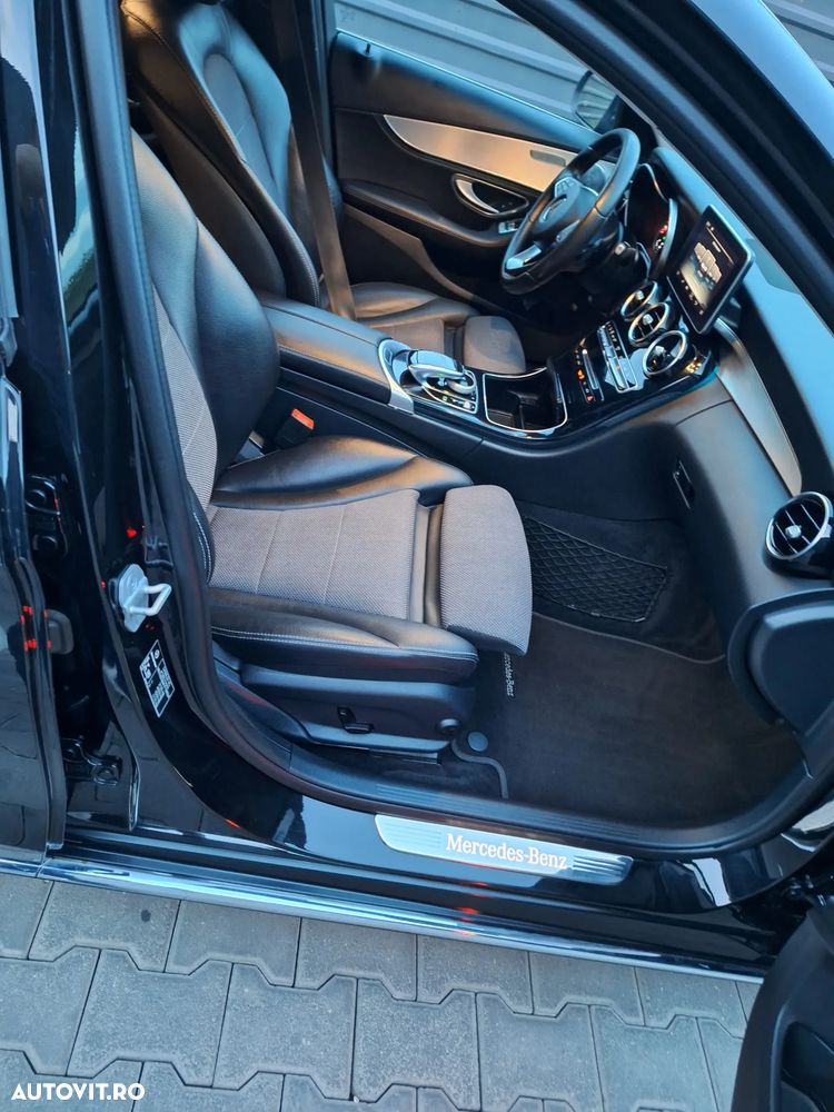 Mercedes-Benz C 220 (BlueTEC) d 7G-TRONIC Avantgarde - 27