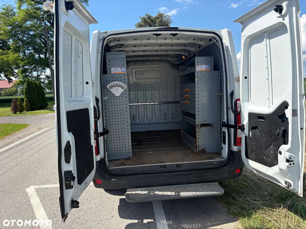 Nissan NV400 - 15