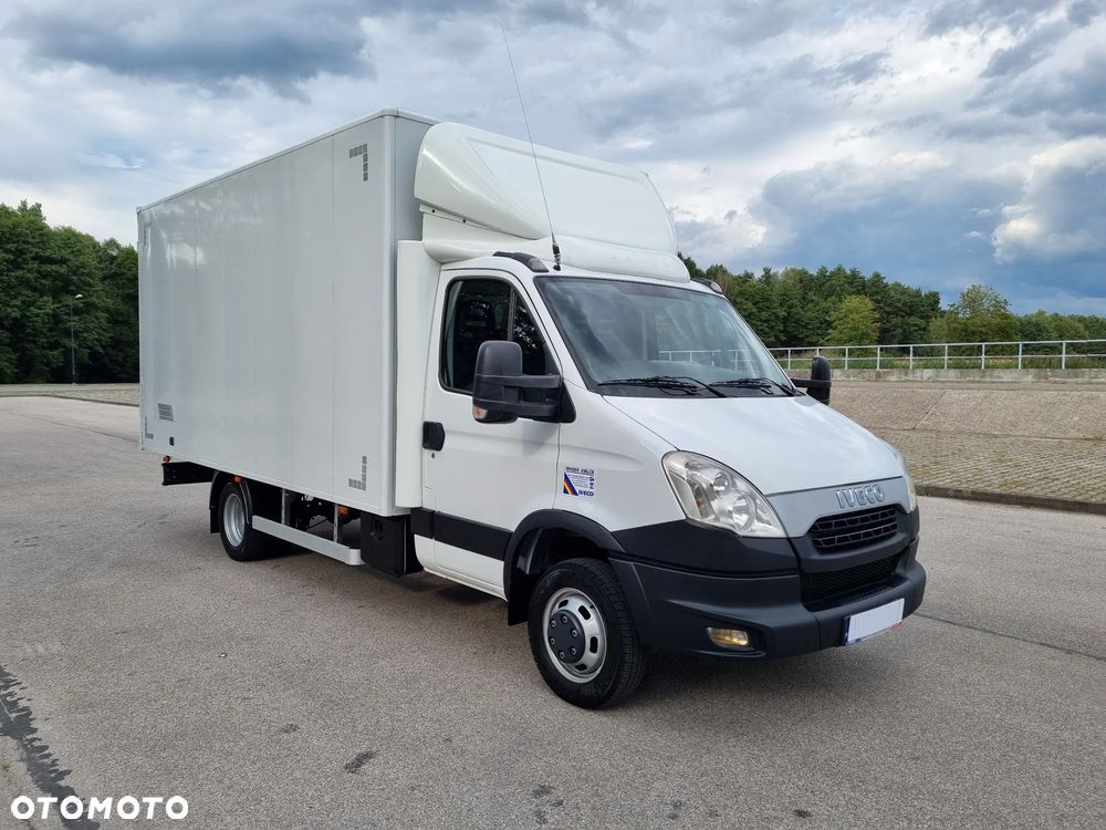 Iveco Daily 35C15 3.0 HPi 150KM 8-Palet Kontener dł 4.57 - 6