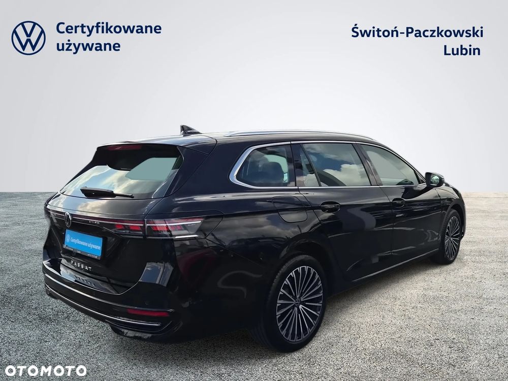Volkswagen Passat Variant 2.0 TDI SCR Elegance DSG - 2