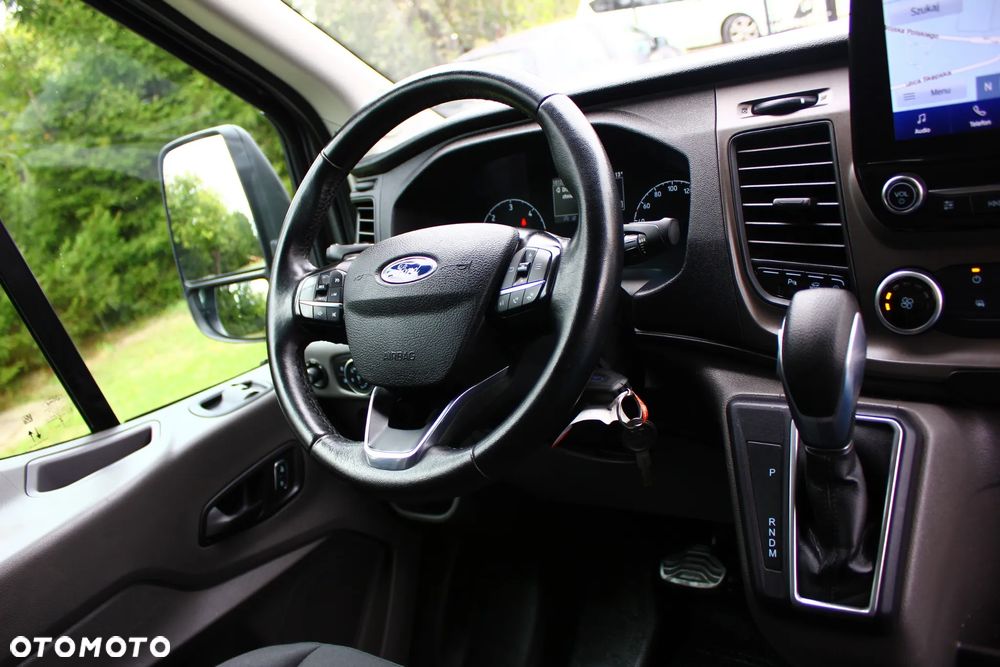 Ford TRANSIT 2.0 TDCI 170KM AUTOMAT L2H2 BLASZAK 3 OSOBOWY NAVIGACJA KAMERA - 31