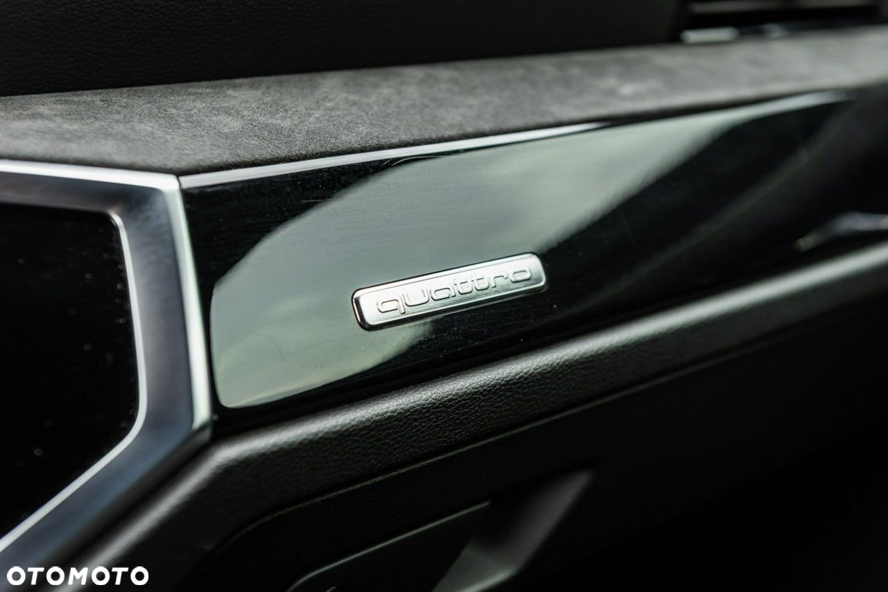 Audi RS Q3 - 30