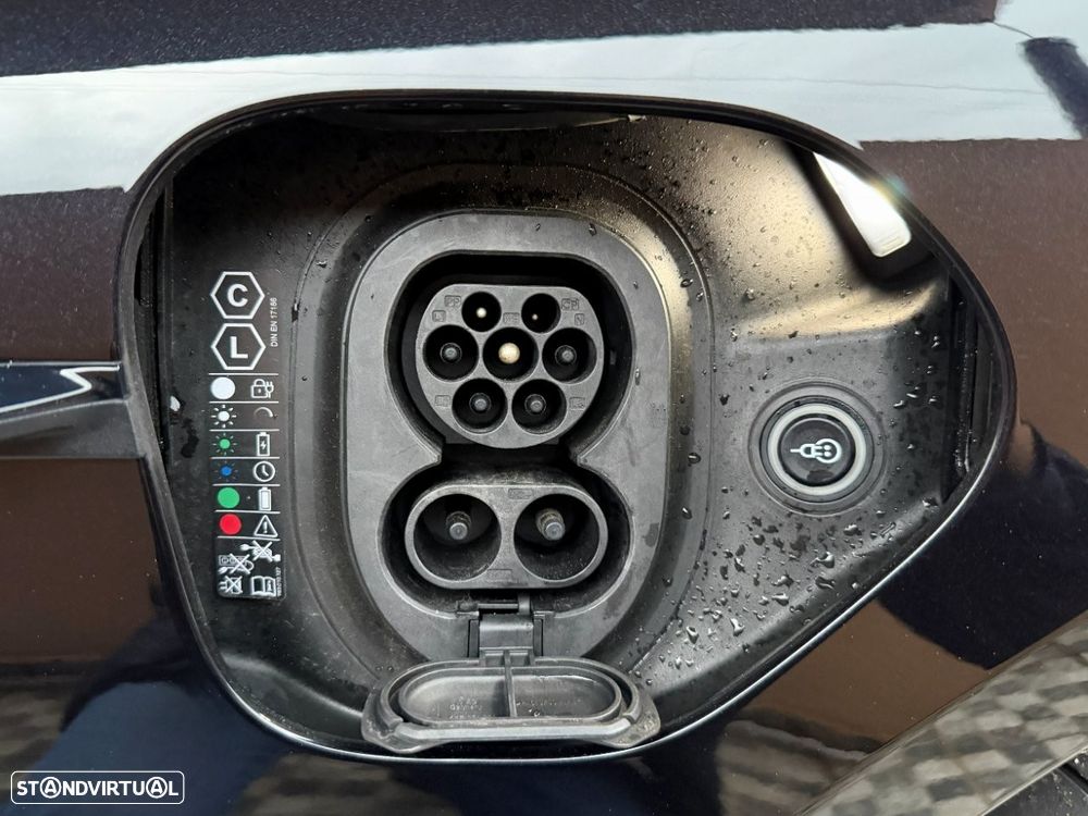 Porsche Taycan Bateria Performance Plus - 29