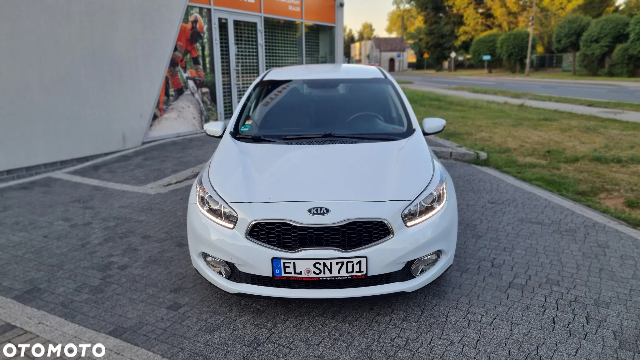 Kia Ceed 1.4 CVVT Fifa World Cup Edition - 3