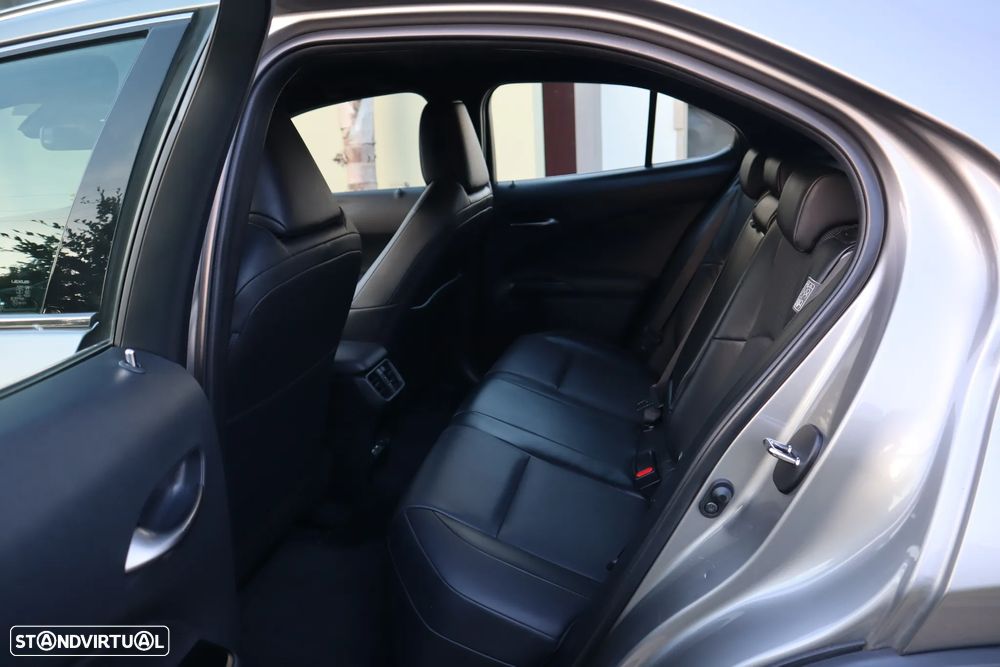 Lexus UX 300e Luxury - 24