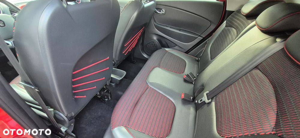 Renault Captur 0.9 Energy TCe Helly Hansen - 11