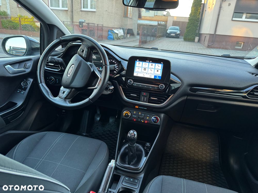 Ford Fiesta 1.1 COOL&CONNECT - 16