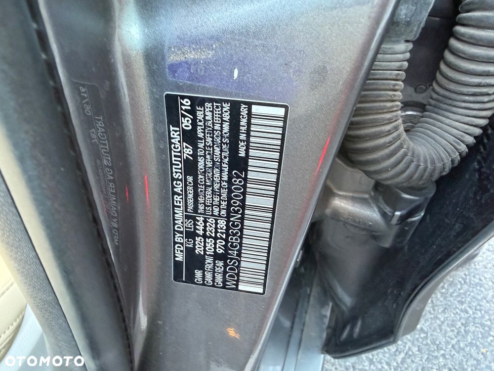 Mercedes-Benz CLA 250 4Matic 7G-DCT - 10