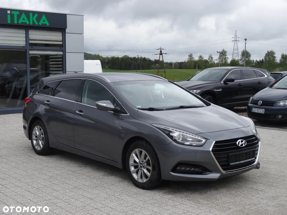 Hyundai i40 Kombi 1.7 CRDi DCT Style - 1