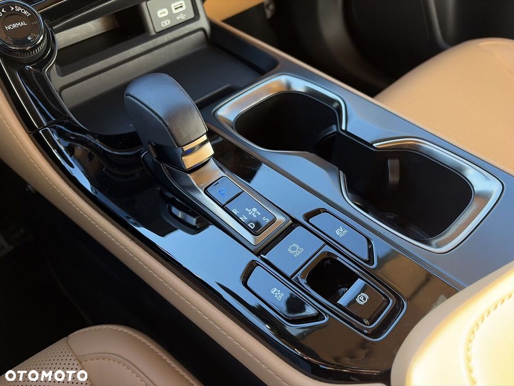 Lexus NX 350h Prestige 2WD - 26