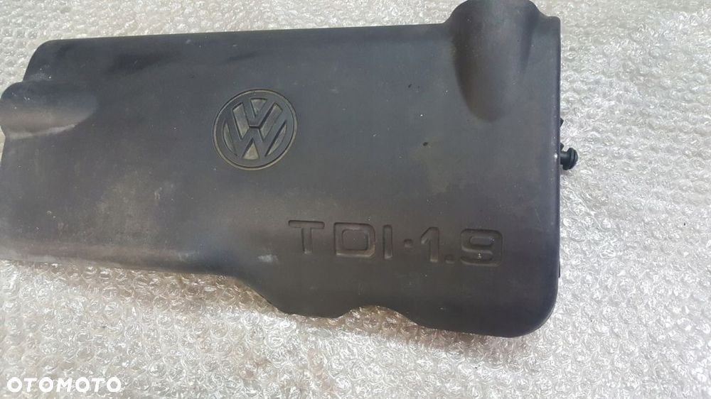OSŁONA SILNIKA VW GOLF III 1.9 TDI 028103925A - 2