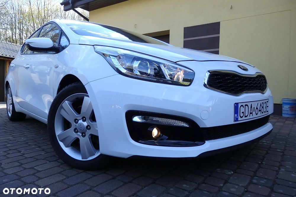 Kia Ceed - 1