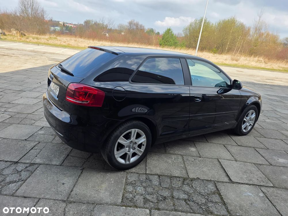 Audi A3 3-drzwiowe 1.6 S tronic Ambition - 6