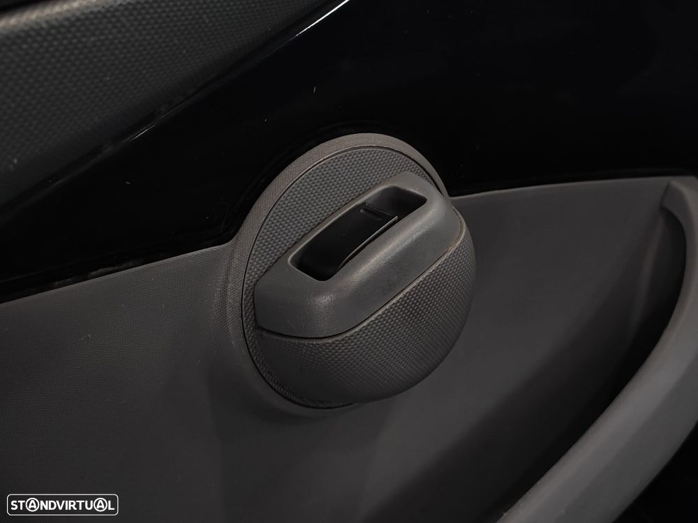 Toyota Aygo 1.0 + AC - 20