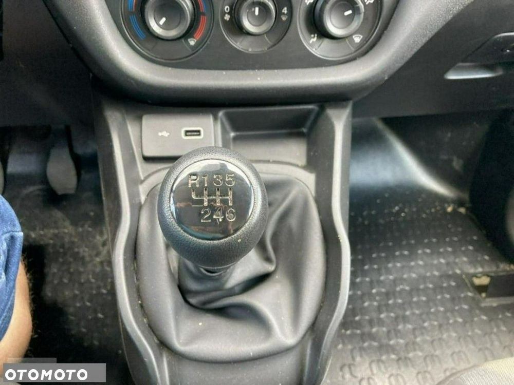 Fiat Doblo - 8