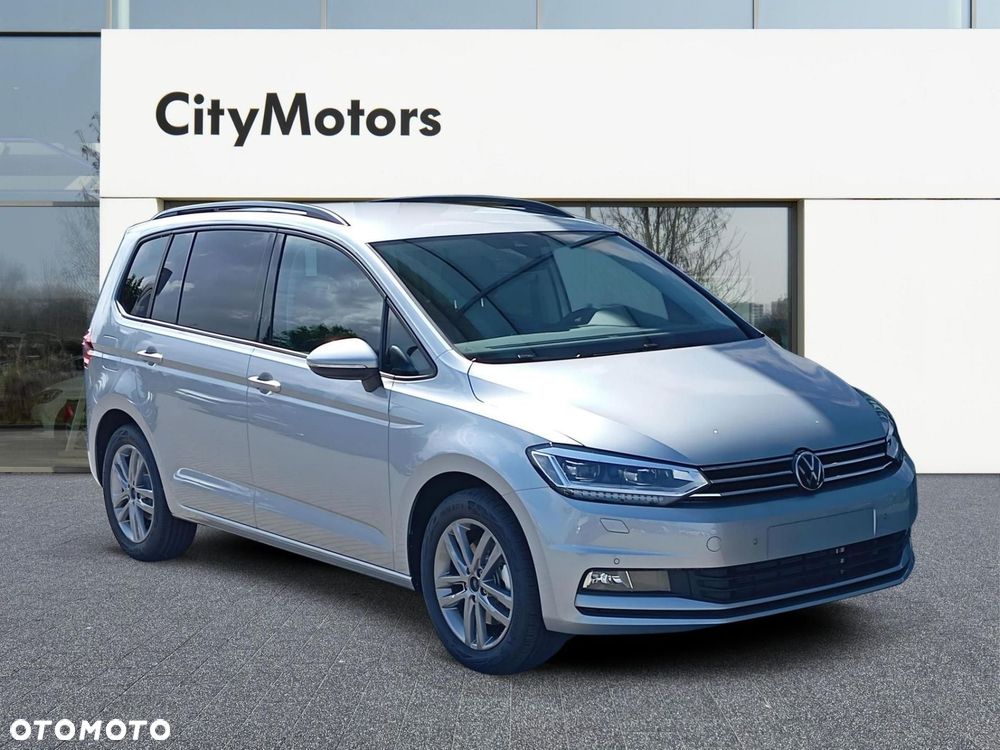Volkswagen Touran - 8