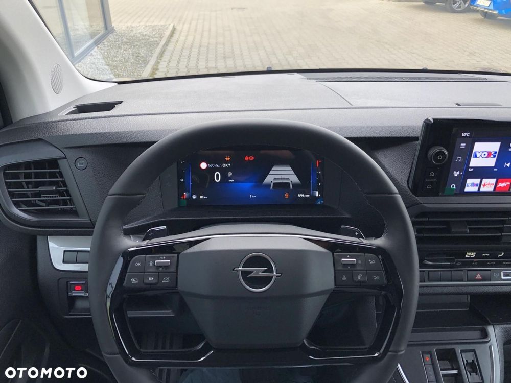 Opel Vivaro - 8