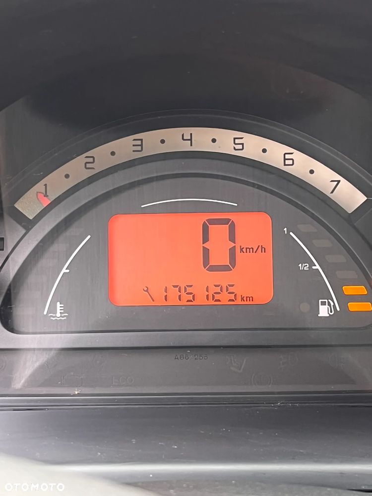 Citroën C3 1.6i 16V Exclusive - 11