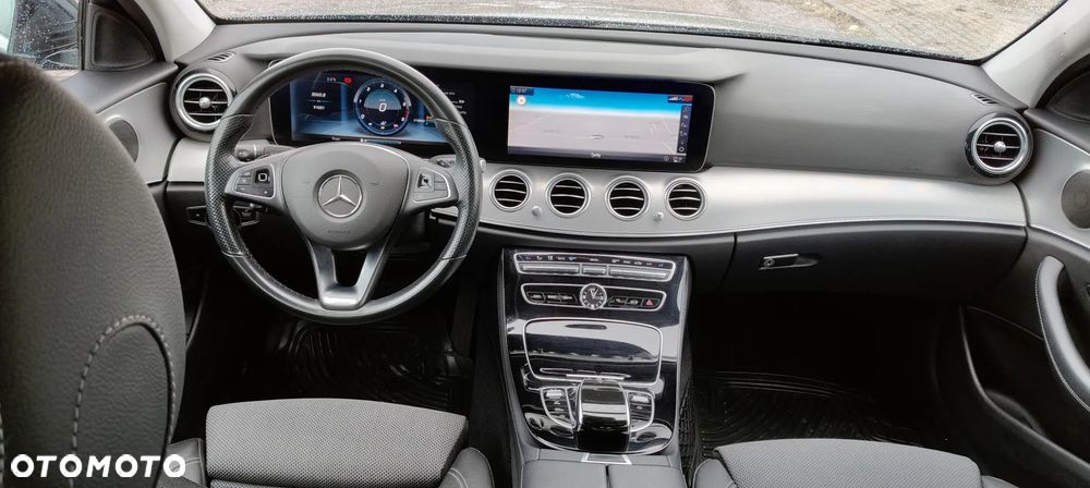 Mercedes-Benz Klasa E 220 d 9G-TRONIC Avantgarde - 18