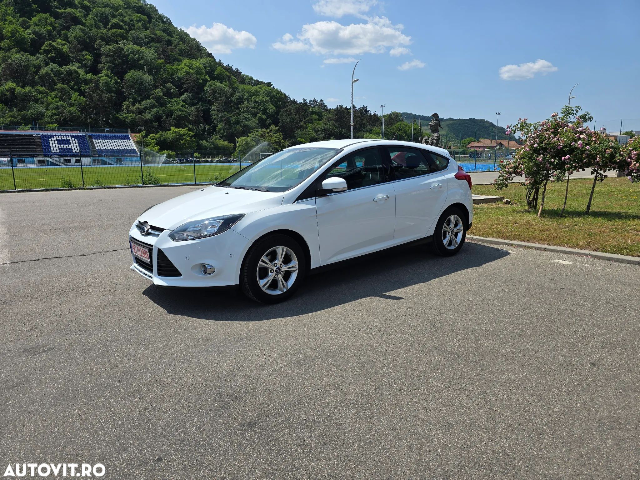 Ford Focus - 1