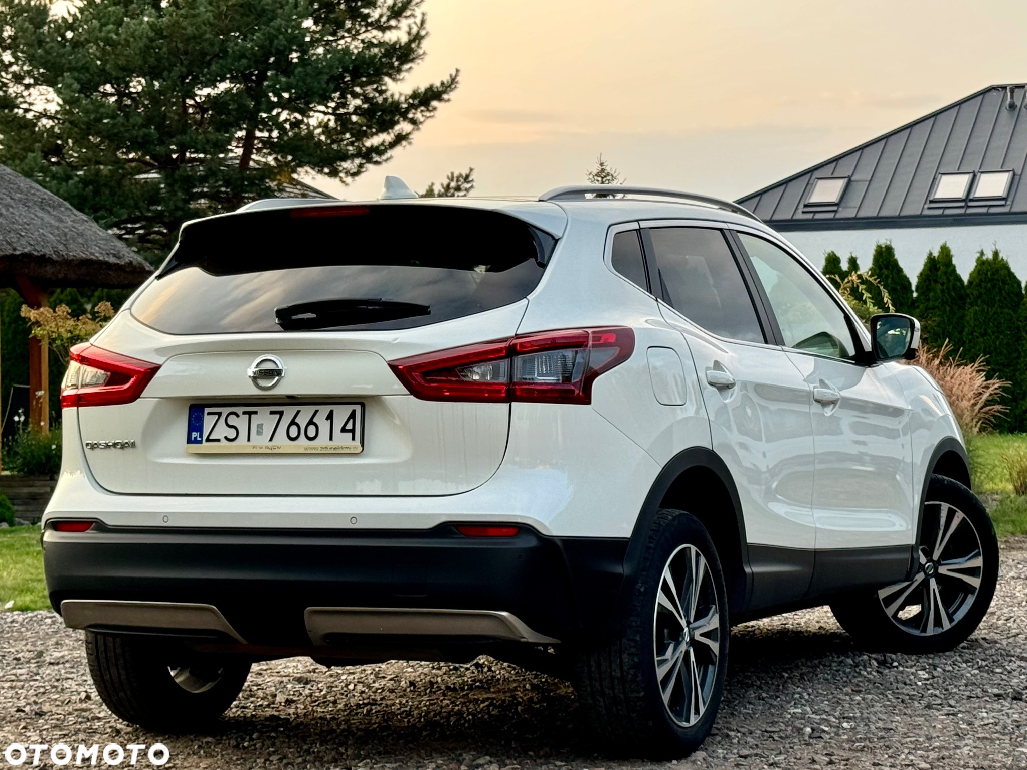 Nissan Qashqai 1.2 DIG-T Xtronic N-Connecta - 5