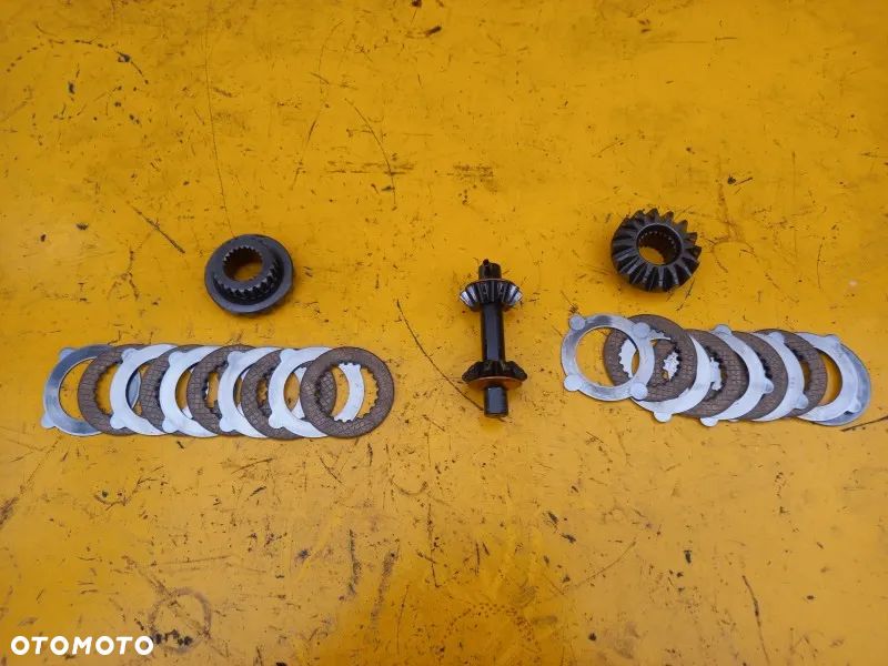 Most Carraro 20.09 napęd przód obudowa atak talerz mechanizm różnicowy John Deere 5615F - 15