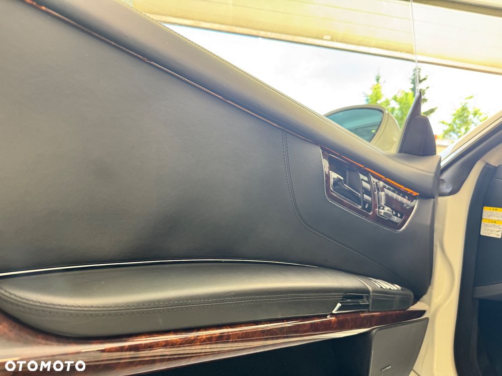 Mercedes-Benz CL 500 7G-TRONIC - 25