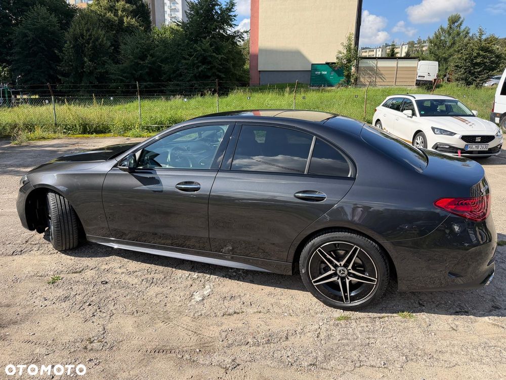 Mercedes-Benz Klasa C 220 d mHEV AMG - 3