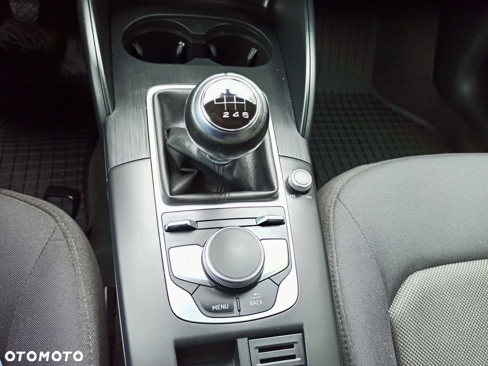Audi A3 Sportback 30 TDI sport - 31