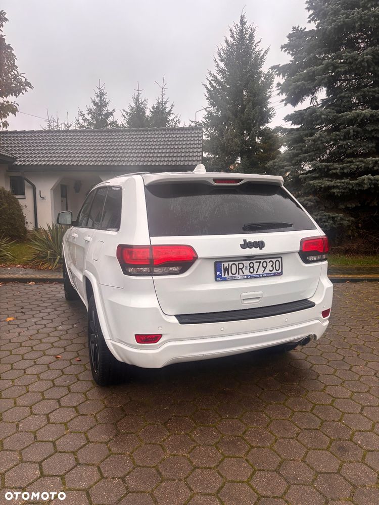 Jeep Grand Cherokee - 4