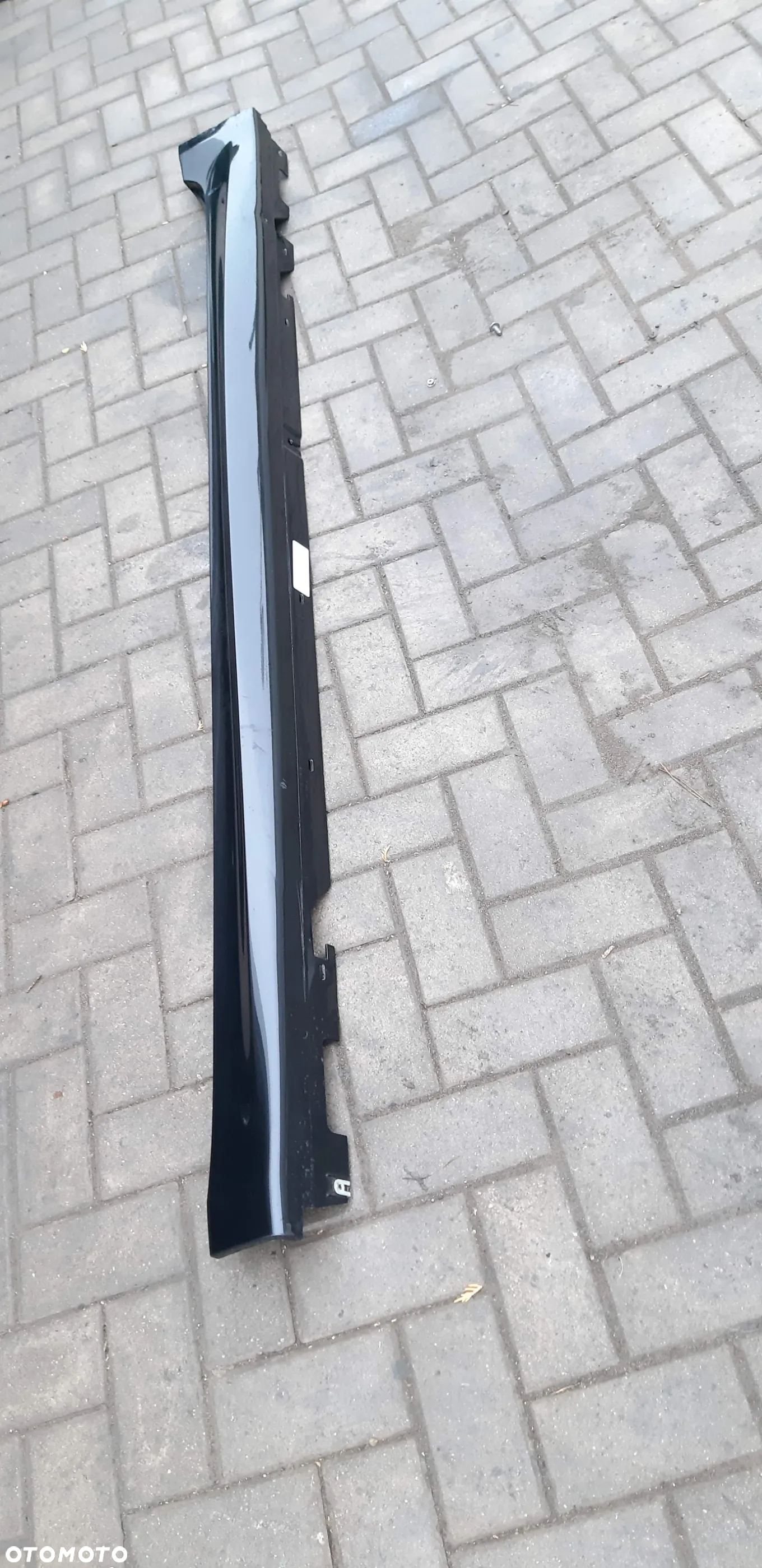 Listwa progowa lewa 475 M Pakiet 8064743 BMW G31 xDrive 2.0B hybryda 2022r lift kombi 4x4 - 3