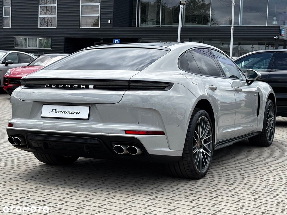 Porsche Panamera - 8