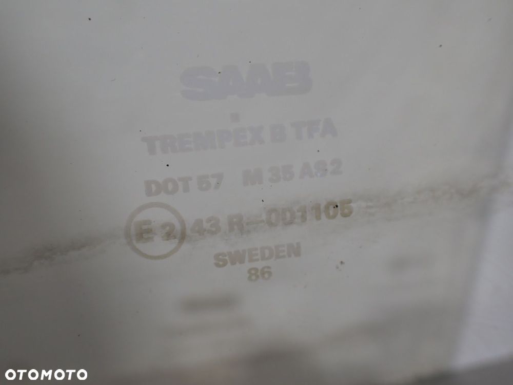 SZYBA BOCZNA LEWA PRZEDNIA DRZWI SAAB 900 I - 4