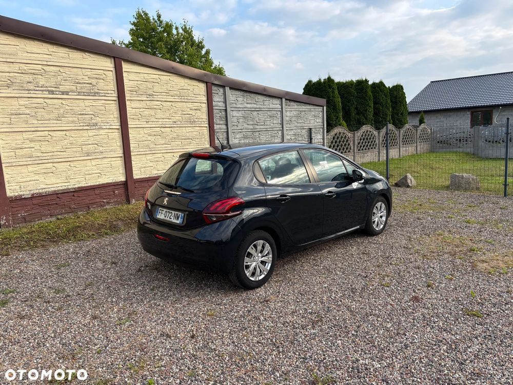 Peugeot 208 PureTech 68 Like - 4