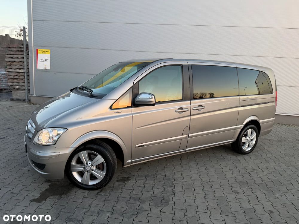 Mercedes-Benz Viano - 12