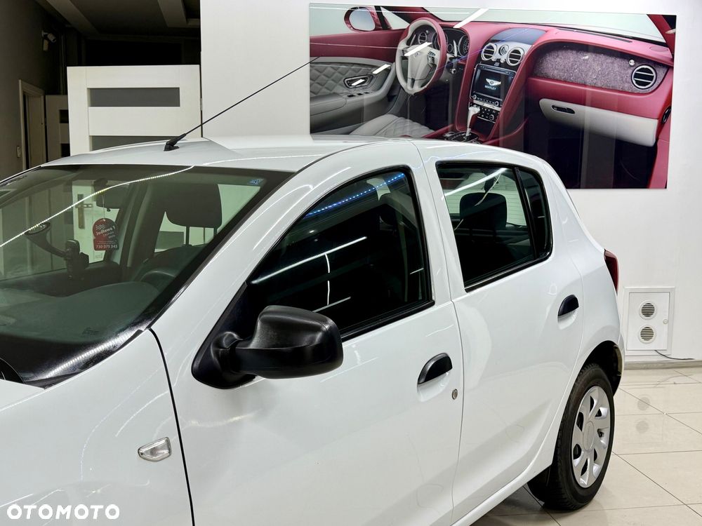 Dacia Sandero SCe 75 Essential - 12