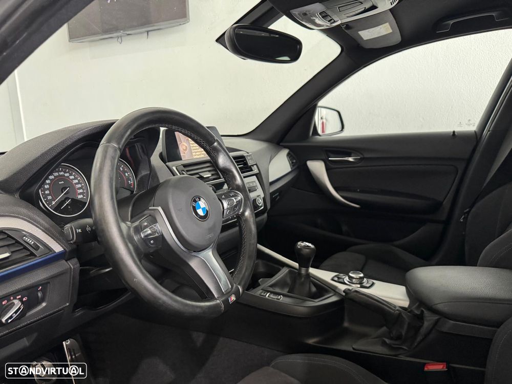BMW 118 i Pack M - 18