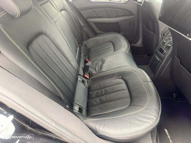 Mercedes-Benz CLS 350 CDi BE Shooting Brake 4-Matic - 14