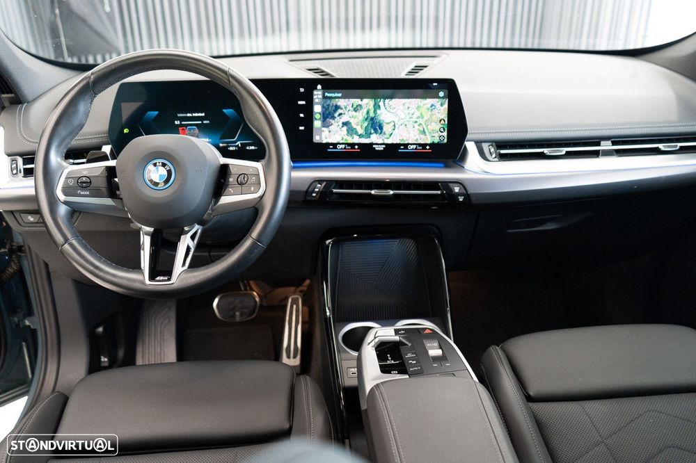 BMW iX1 xDrive30 Pack Desportivo M - 40