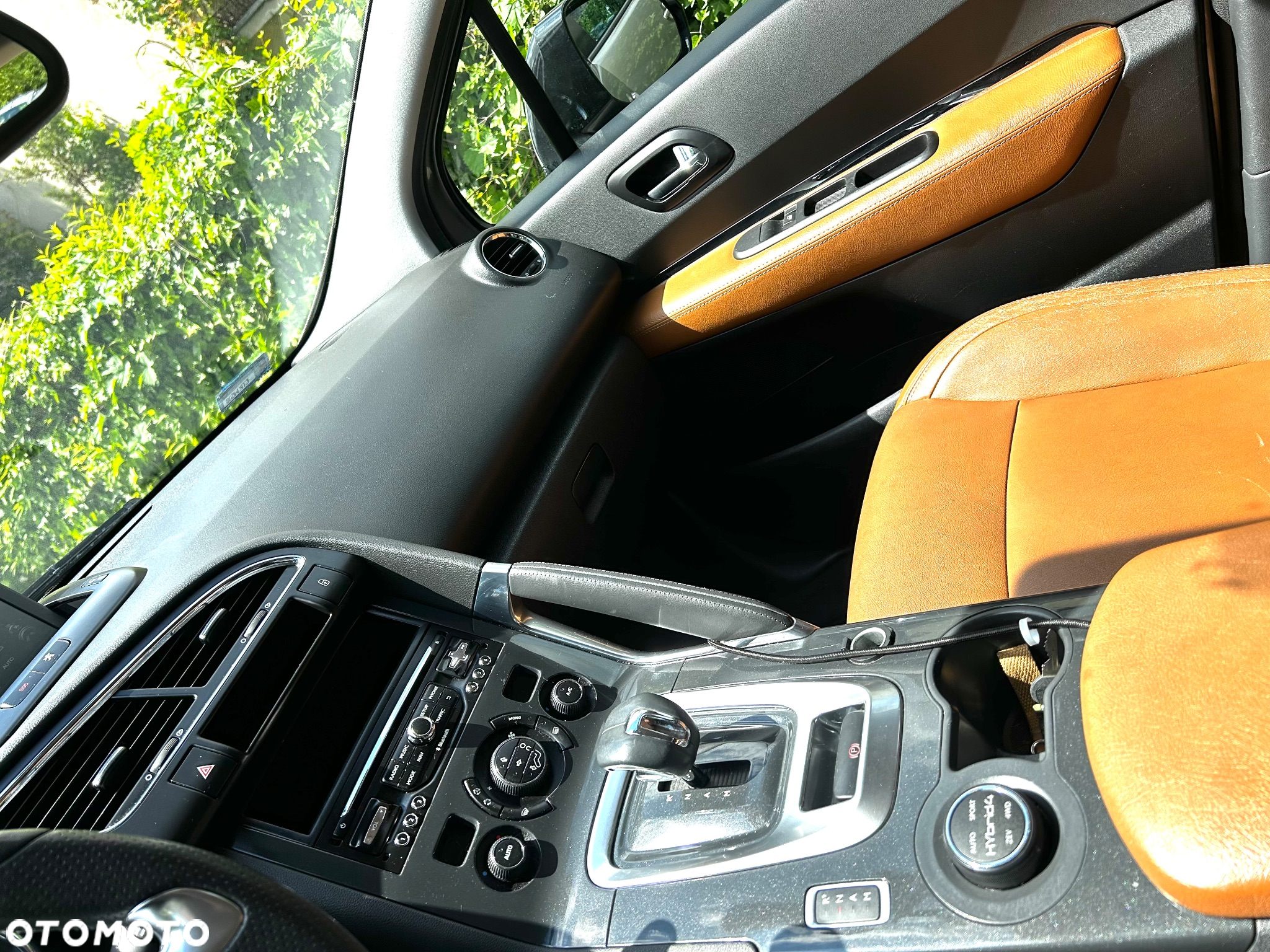 Peugeot 3008 2.0 HDi HYbrid4 - 17