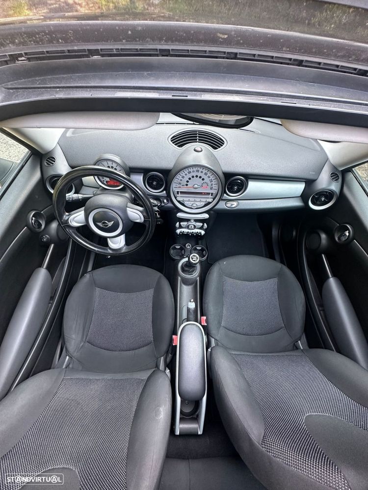 MINI 3 Portas Cooper D - 16