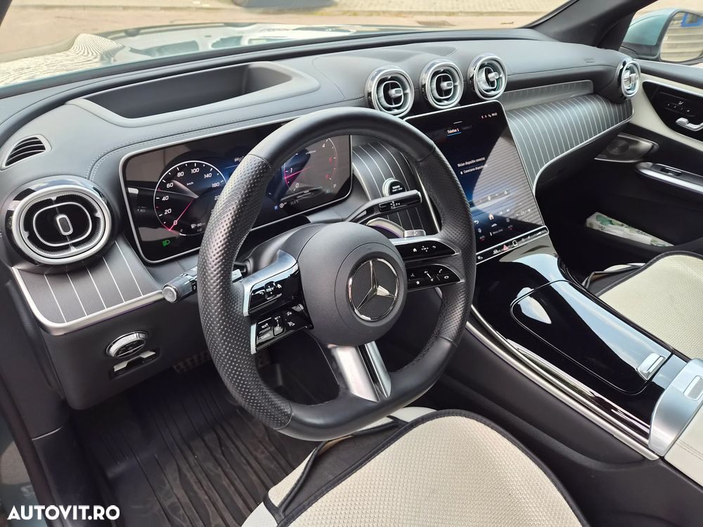 Mercedes-Benz GLC - 12