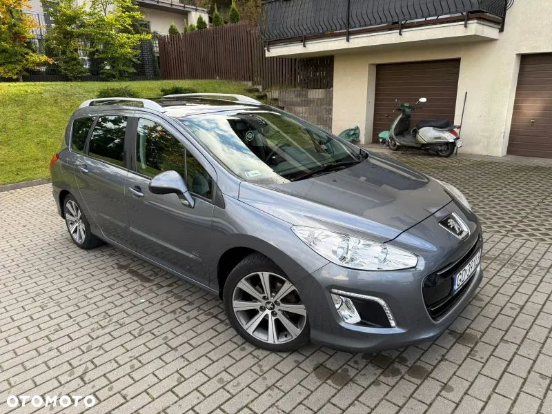 Peugeot 308 - 1