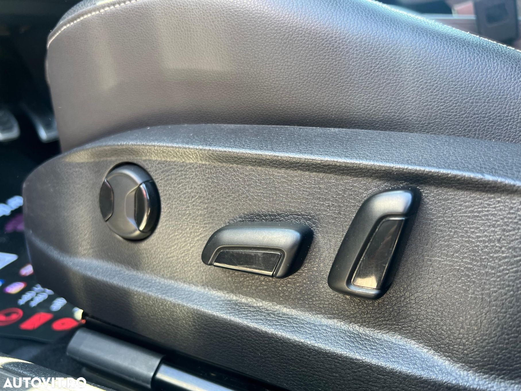 Volkswagen Golf - 16
